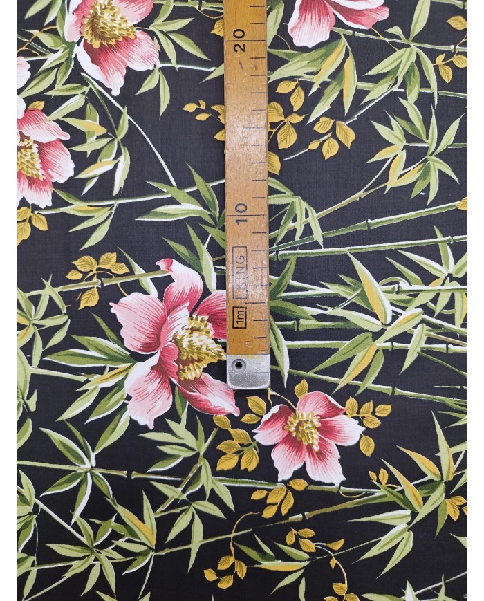 Tessuto per arredo puro cotone altezza 140cm Floreale fondo nero