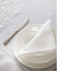 Servizio da tavola ricamato bianco 12 posti Maison Prestige art. 12829