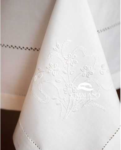 Servizio da tavola ricamato bianco 12 posti Maison Prestige art. 12832