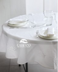 Servizio da tavola tondo ricamato colore bianco art.019