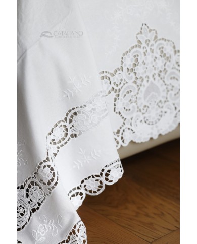 Copriletto in lino ricamato colore BIANCO modello Burano