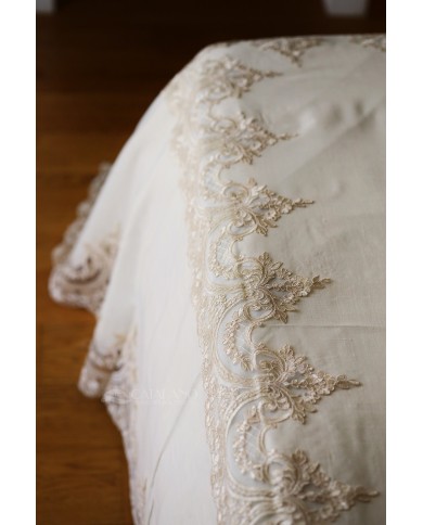 Tris da corredo copriletto, lenzuola e tovaglia Pizzo Rebrodè