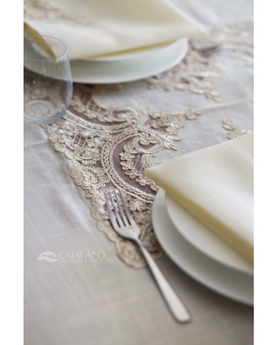 Tris da corredo copriletto, lenzuola e tovaglia Pizzo Rebrodè