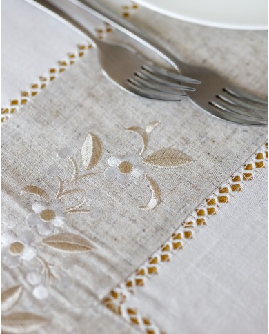 Servizio da tavola 6 posti bianco con ricamo ecrù