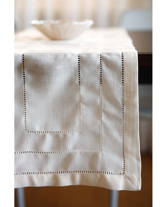 Runner maxi ricamato con orlo a giorno 40x180 art. 4019