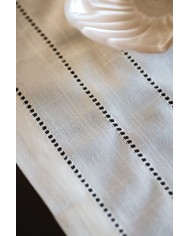 Runner maxi ricamato con orlo a giorno 40x180 art. 4019