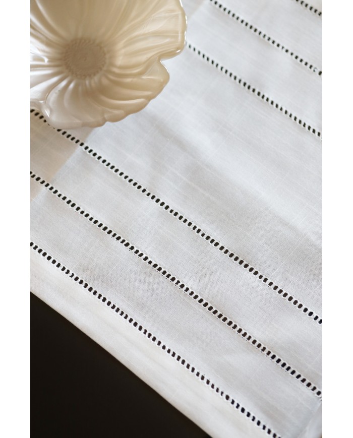 Runner maxi ricamato con orlo a giorno 40x180 art. 4019