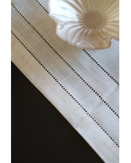 Runner maxi ricamato con orlo a giorno 40x180 art. 4019