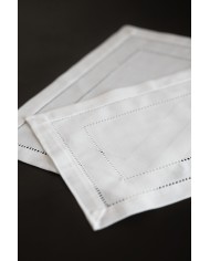 Set di 3 centri ricamati con orlo a giorno art. 4019