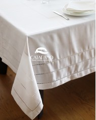 Servizio da tavola ricamato 24 posti Misura Maxi 170x450cm art. 4019