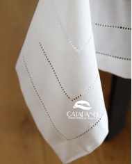 Servizio da tavola ricamato 24 posti Misura Maxi 170x450cm art. 4019