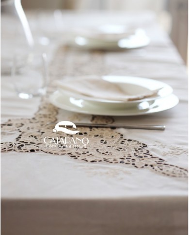 Tris in lino: copriletto, lenzuola e tovaglia Burano Maison Prestige Ecrú