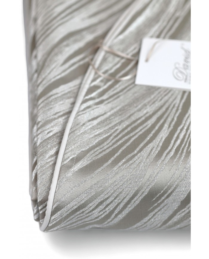 Copriletto matrimoniale in raso jacquard David Home Horizon
