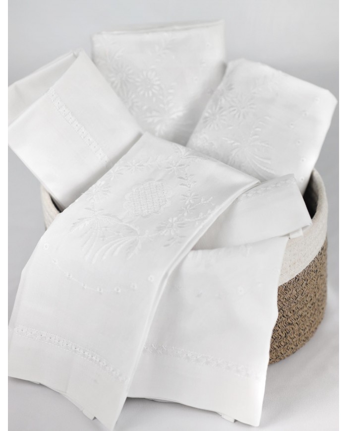 Set 3 asciugamani viso + 3 ospite puro cotone ricamati art. 6164