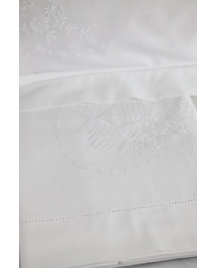 Parure lenzuola matrimoniali ricamate in puro cotone art 6164