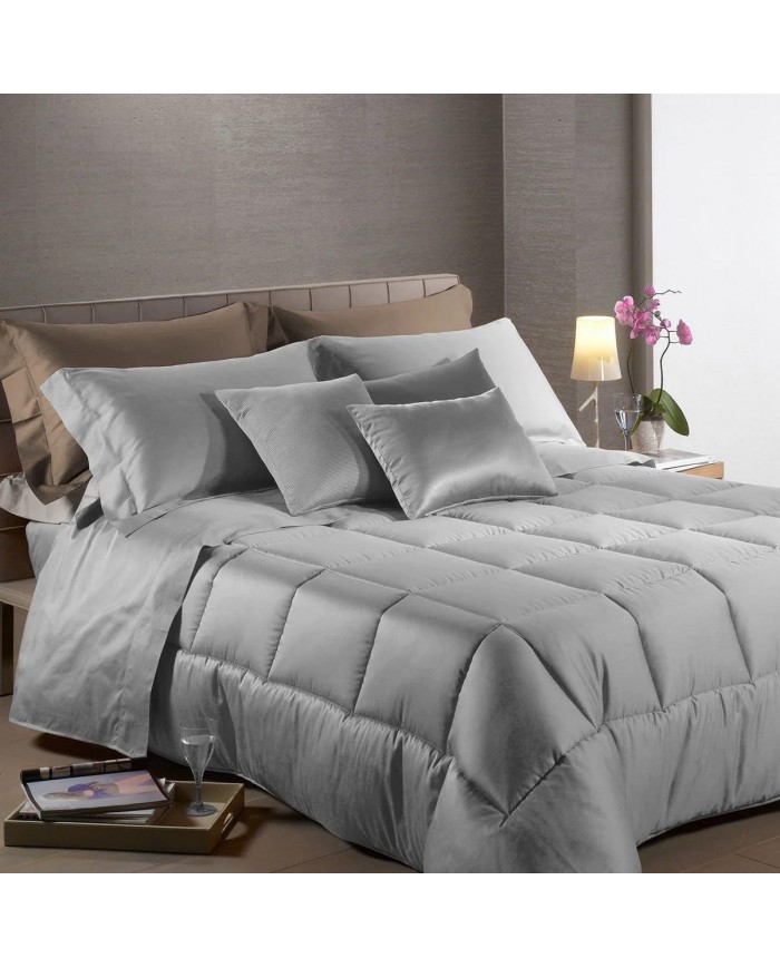 Trapunta matrimoniale in Raso tinta unita Caleffi