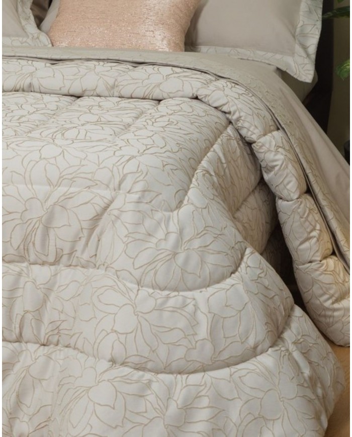 Trapunta matrimoniale in raso operato Alice - Battaglia Classico Italiano