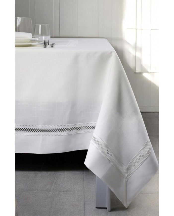 Servizio da tavola 18 posti tovaglia + tovaglioli art. 2336