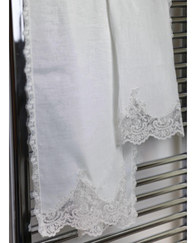 Asciugamano viso + ospite in puro lino e pizzo rebrodè Narciso di Sophie Chiarelle