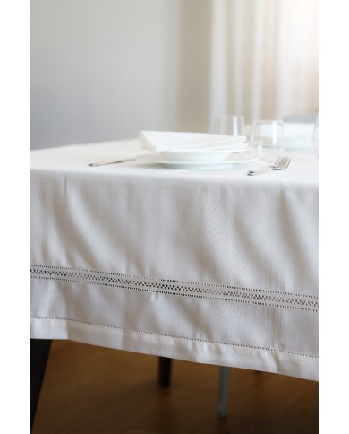 Servizio da tavola 6 posti bianco ricamato con orlo a giorno 140x180 art 2018