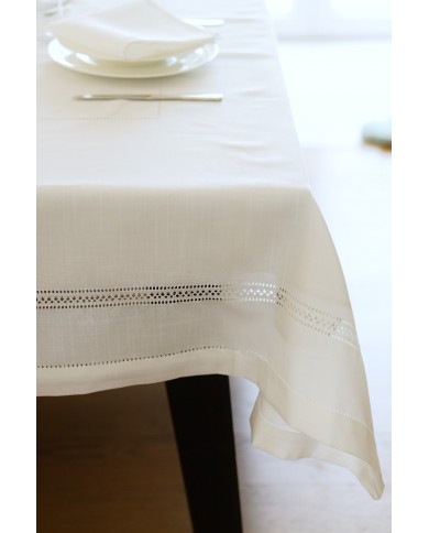 Servizio da tavola 6 posti bianco ricamato con orlo a giorno 140x180 art 2018