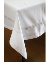 Servizio da tavola 24 posti bianco ricamato con orlo a giorno 180x450 art 2018