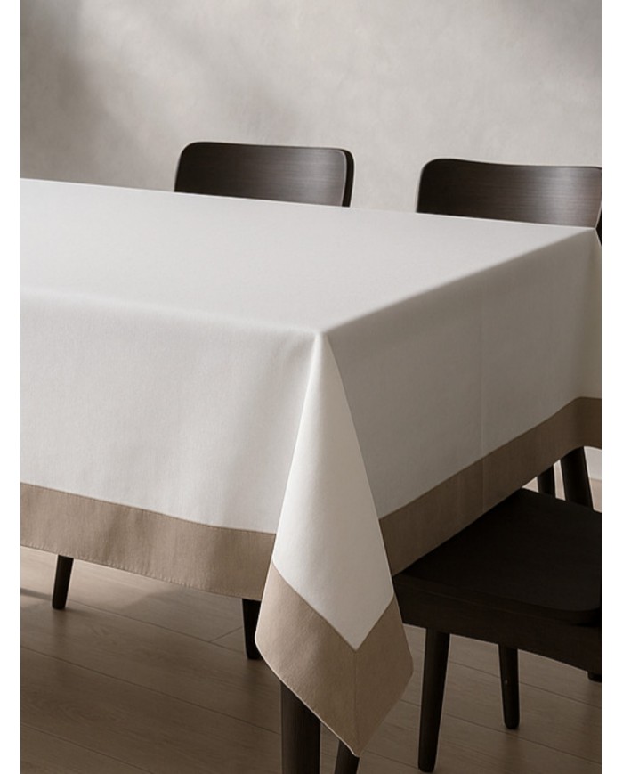 Tovaglia 100% cotone panama con balze applicate a contrasto Jekie 150x240cm