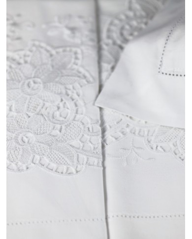 Parure lenzuola ricamo intaglio 100% cotone art 8684