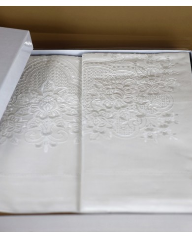 Parure lenzuola matrimoniali ricamate in puro cotone art 6118