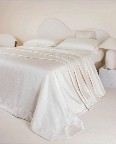 Copriletto matrimoniale in raso operato Tanit Battaglia Classico Italiano