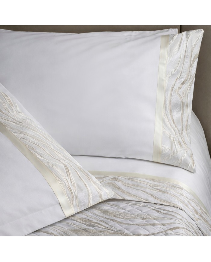 Completo Lenzuola con balza in raso di cotone matrimoniale Josephine, CAREZZE