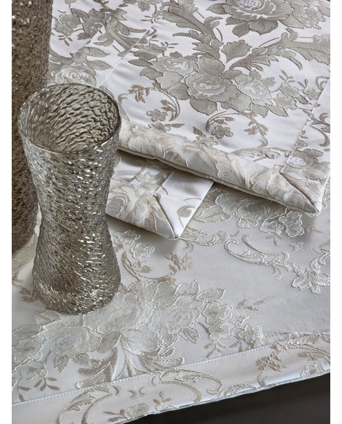 Set di 3 centri in raso jacquard di puro cotone Nada Carrara art. Gioiello