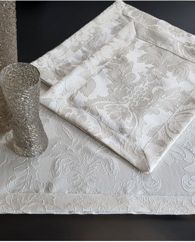 Set di 3 centri in raso jacquard di puro cotone Nada Carrara art. Rebrodè