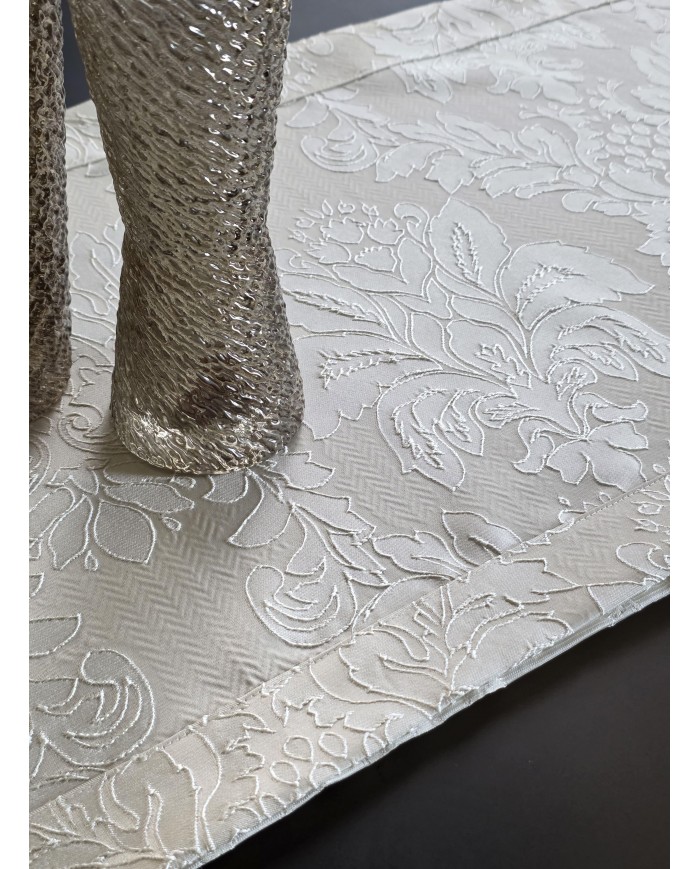 Set di 3 centri in raso jacquard di puro cotone Nada Carrara art. Rebrodè