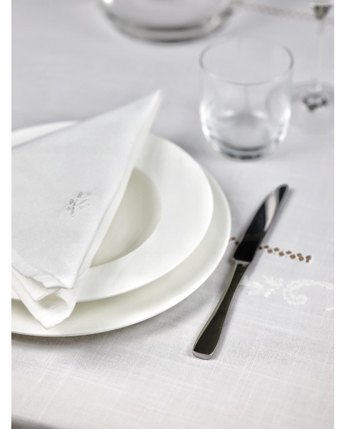 Servizio da tavola ricamato 18 posti con punto a giorno