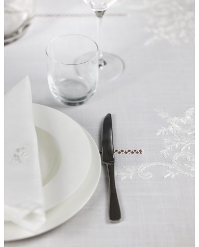Servizio da tavola ricamato 18 posti con punto a giorno