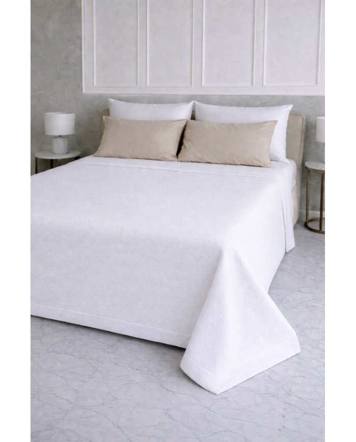 Copriletto matrimoniale in piquet di cotone Carezze art. Capri