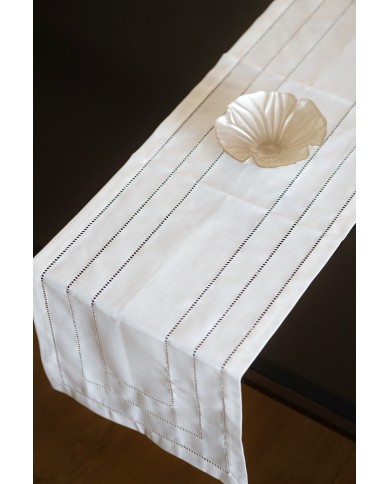 Runner ricamato con orlo a giorno 40x135 art. 4019