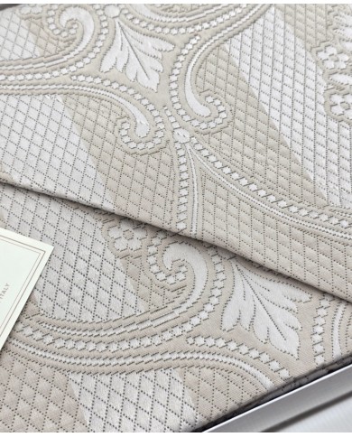 Copriletto matrimoniale in piquet Carezze - Procida