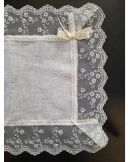 Set di 3 centri 100% lino e merletto art. Antille