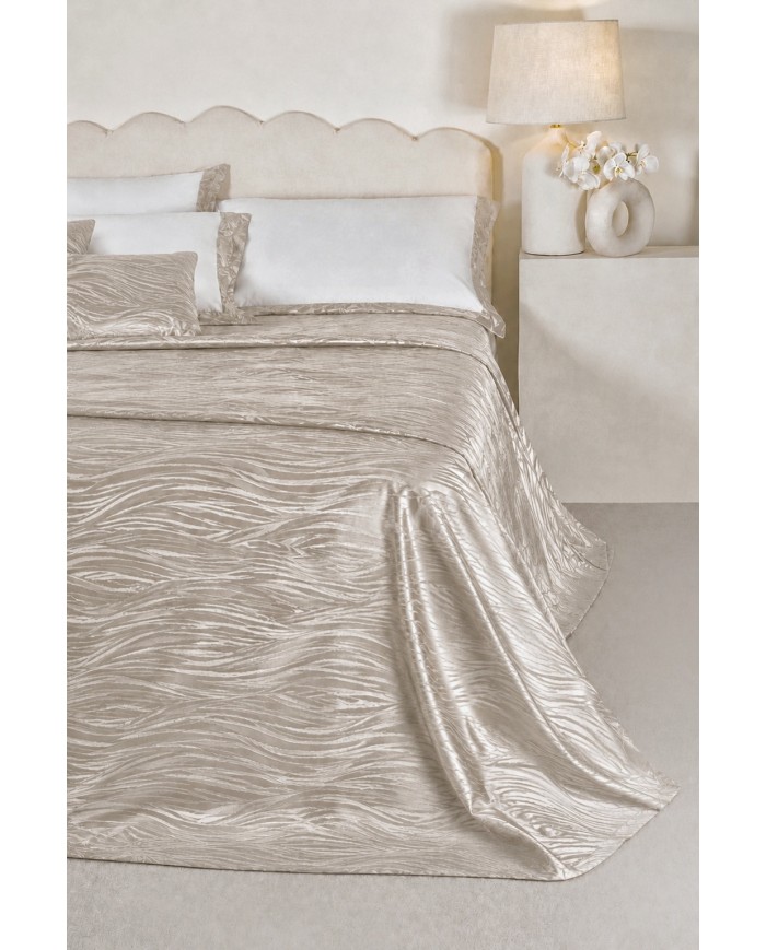 Copriletto matrimoniale in raso jacquard Carezze art. Nuria