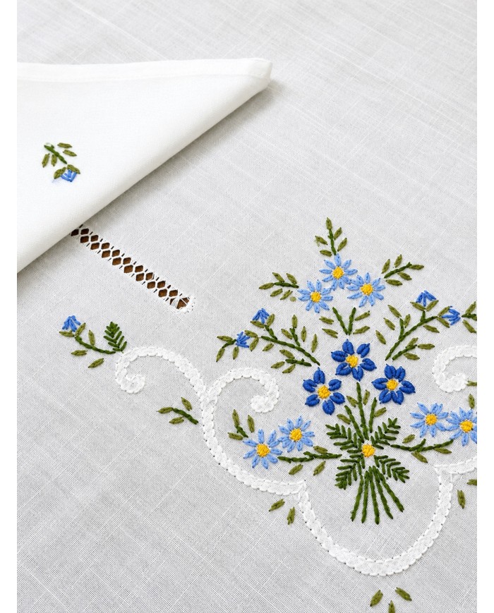Servizio da tavola ricamato 12 posti con punto a giorno art. 021 BLU