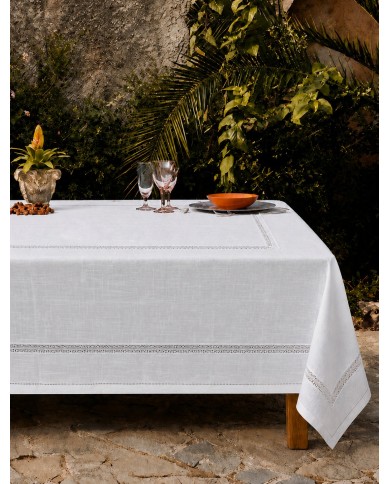 Servizio da tavola 18 posti ricamato Macramè art. 25/01