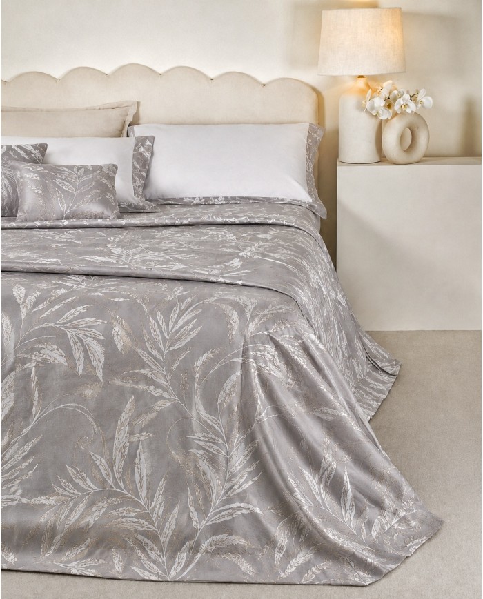 Copriletto matrimoniale in raso jacquard Carezze art. Gioia