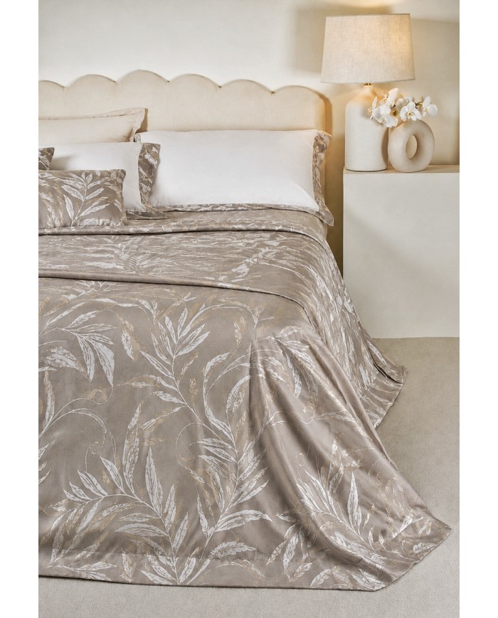 Copriletto matrimoniale in raso jacquard Carezze art. Gioia