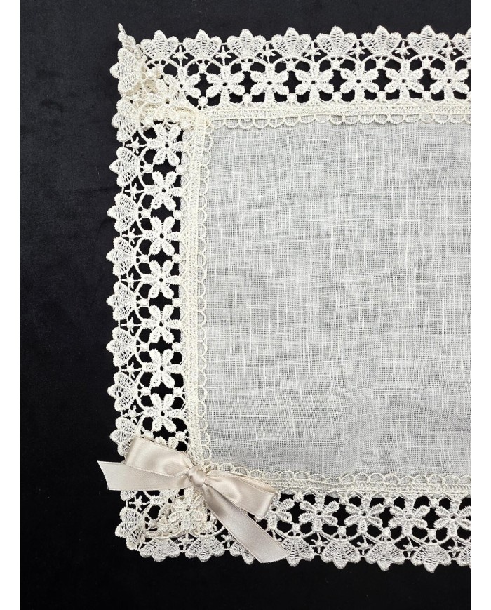 Set di 3 centri 100% lino e pizzo macramè art. Sofia