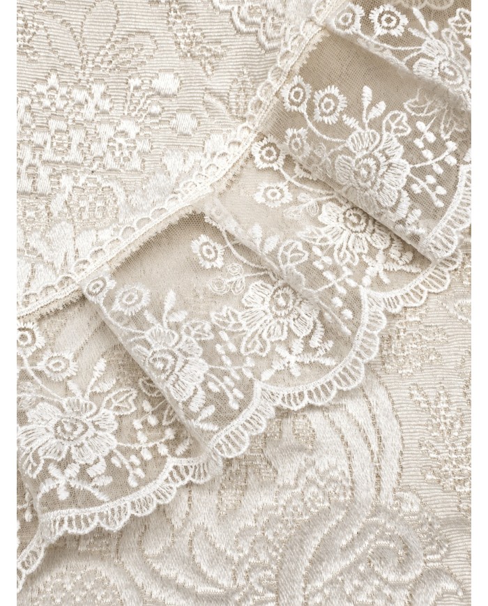 Copriletto matrimoniale in cotone con bordo in pizzo