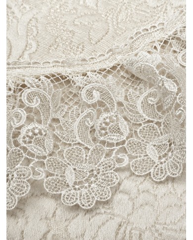 Copriletto matrimoniale in cotone con bordo in pizzo macramè Rose
