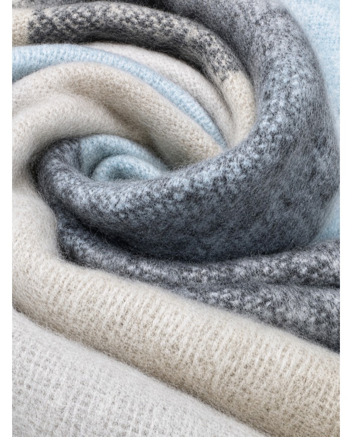 Plaid in tessuto mohair supersoft con frange Enrico Coveri var.2