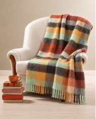 Plaid in tessuto mohair supersoft con frange Mysa